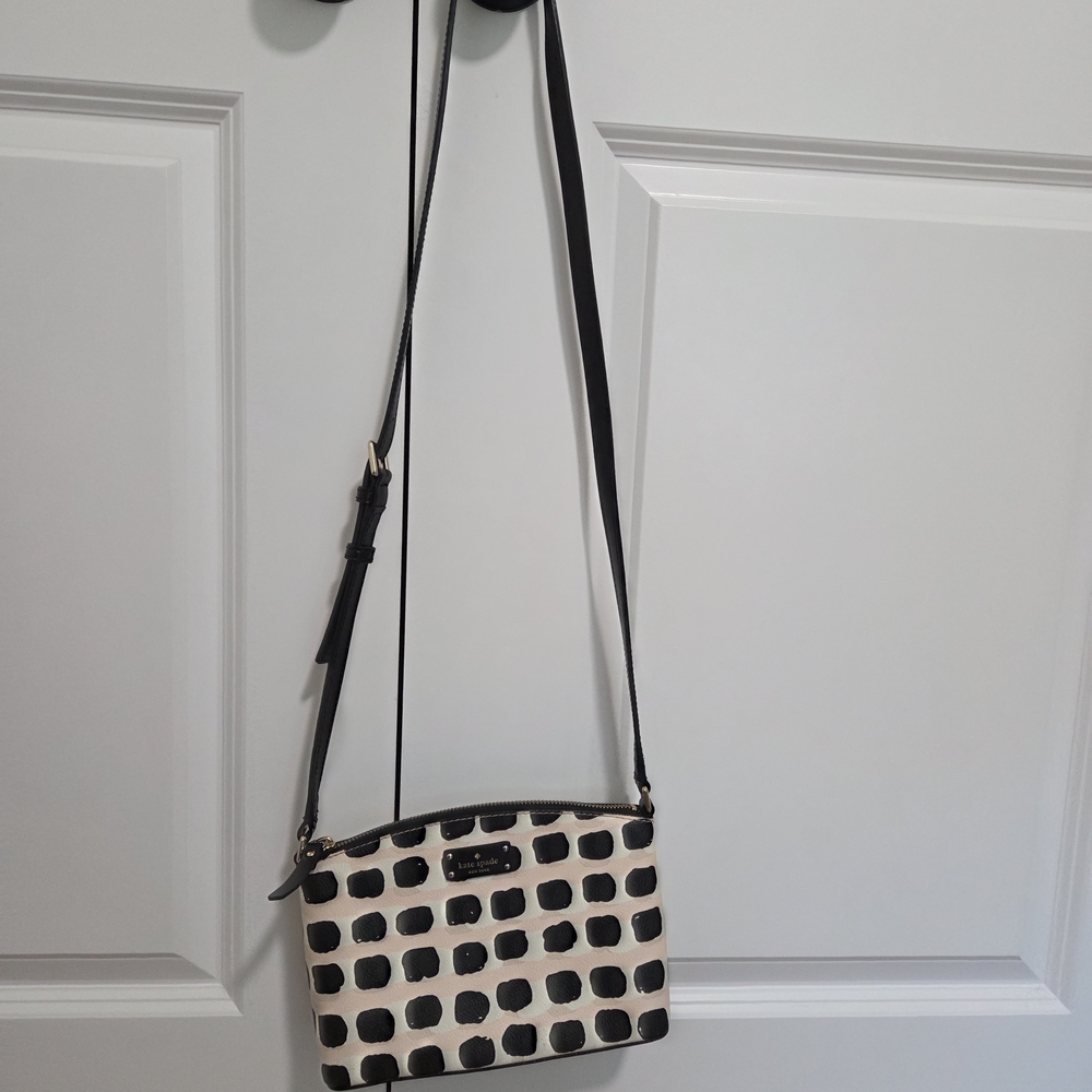 Kate Spade Black and White Crossbody Bag